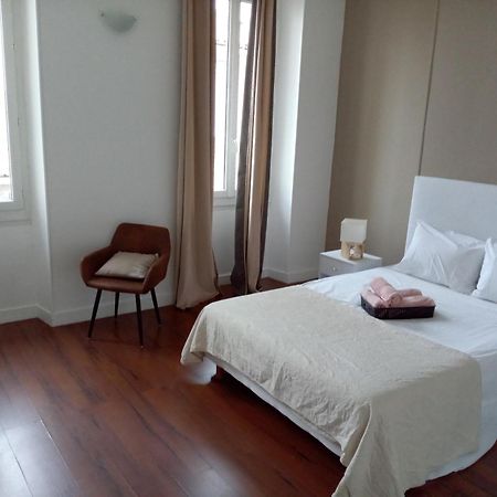 Quartier Le Plus Anime De Marseille "La Plaine Cours Julien "Chambre Avec Salle De Bain Wc Privee Integrees "Dans Appartement Buitenkant foto
