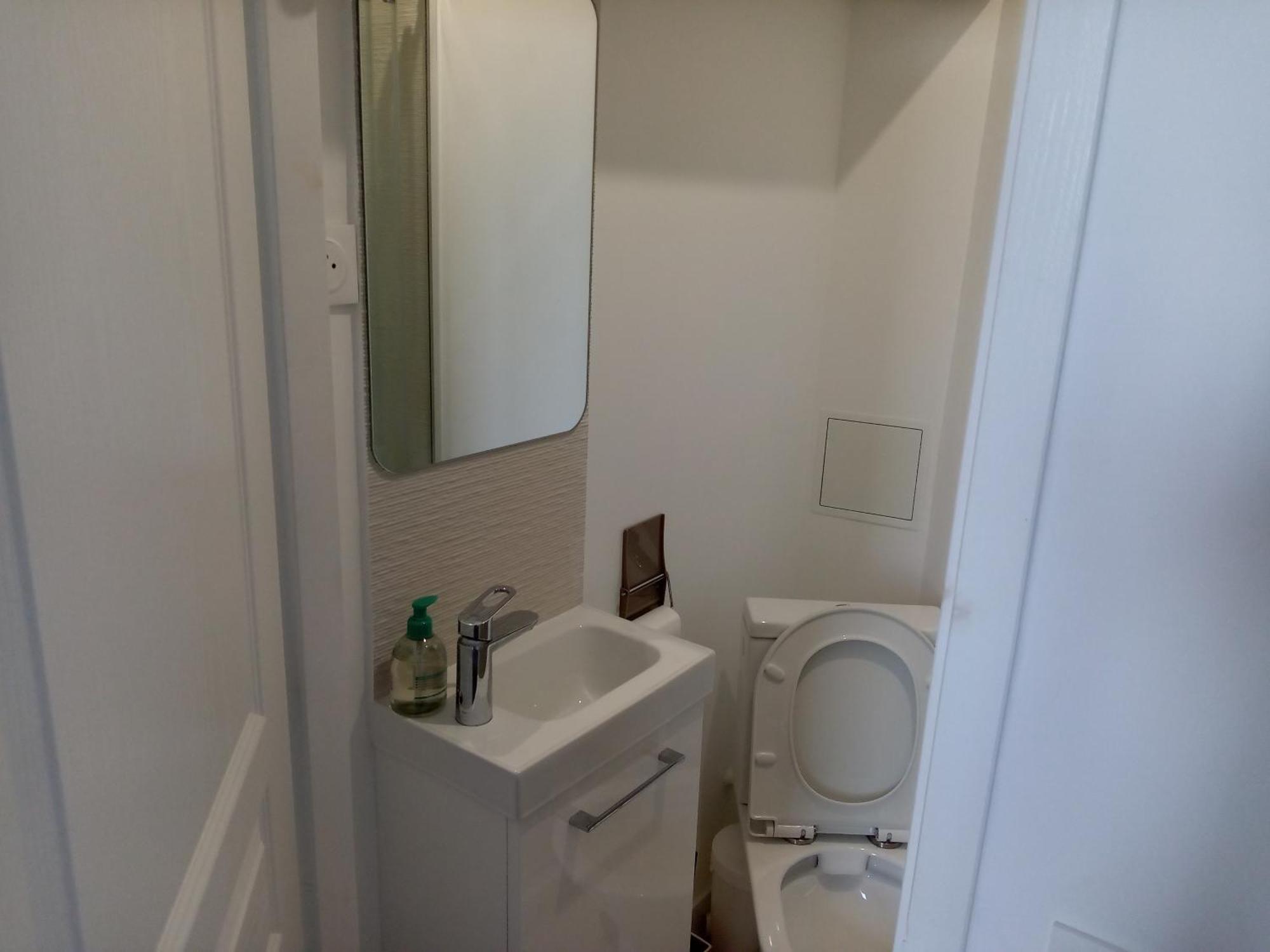 Quartier Le Plus Anime De Marseille "La Plaine Cours Julien "Chambre Avec Salle De Bain Wc Privee Integrees "Dans Appartement Buitenkant foto